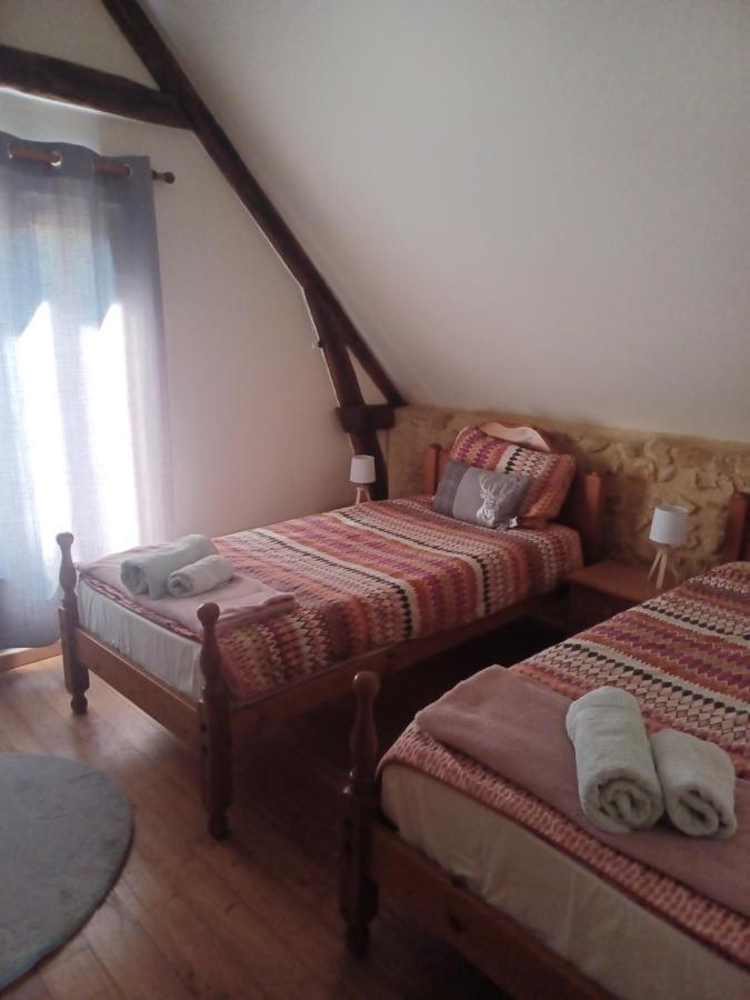 Gites Le Clos De Veyrignac Buitenkant foto